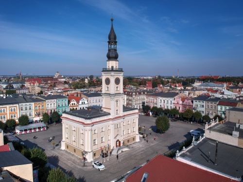 Ratusz w Lesznie.