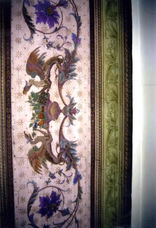 Leszno. Kamienica Rynek nr 5. Fragment plafonu w salonie na pierwszym piętrze traktu frontowego. (fot. P. Surdyk, 2003 r., AWUOZL)  , zdjęcie nr 7