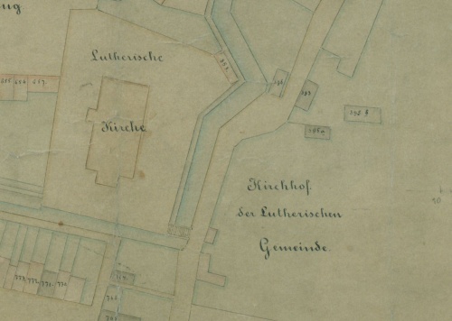 Cmentarz luterański (ewangelicki) w Lesznie został założony na początku XVII w. w pobliżu kościoła p.w. Krzyża i fortyfikacji miejskich. (fragment planu Leszna z ok. 1790 r., APL), zdjęcie nr 1